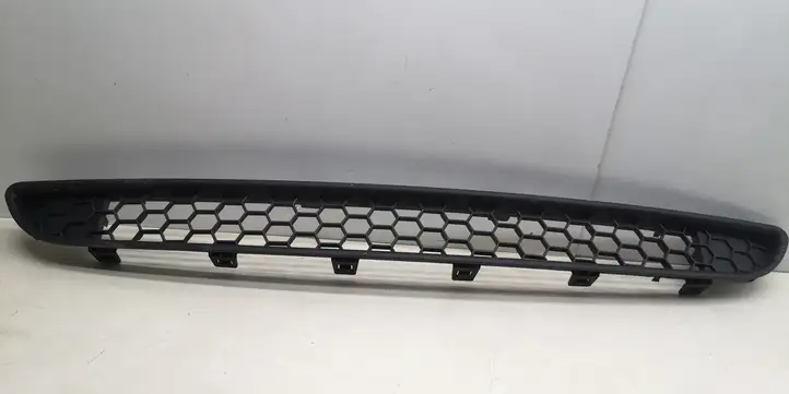 Fiat Grande Punto (2005 - 2014) 735536142 Нижняя решетка переднего бампера — фото 1