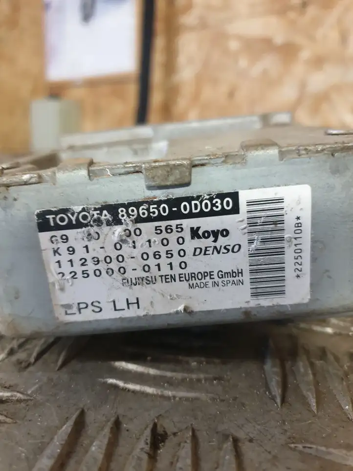 Toyota Yaris (2003 - 2005) 896500D030 Блок управления усилителем руля — фото 3