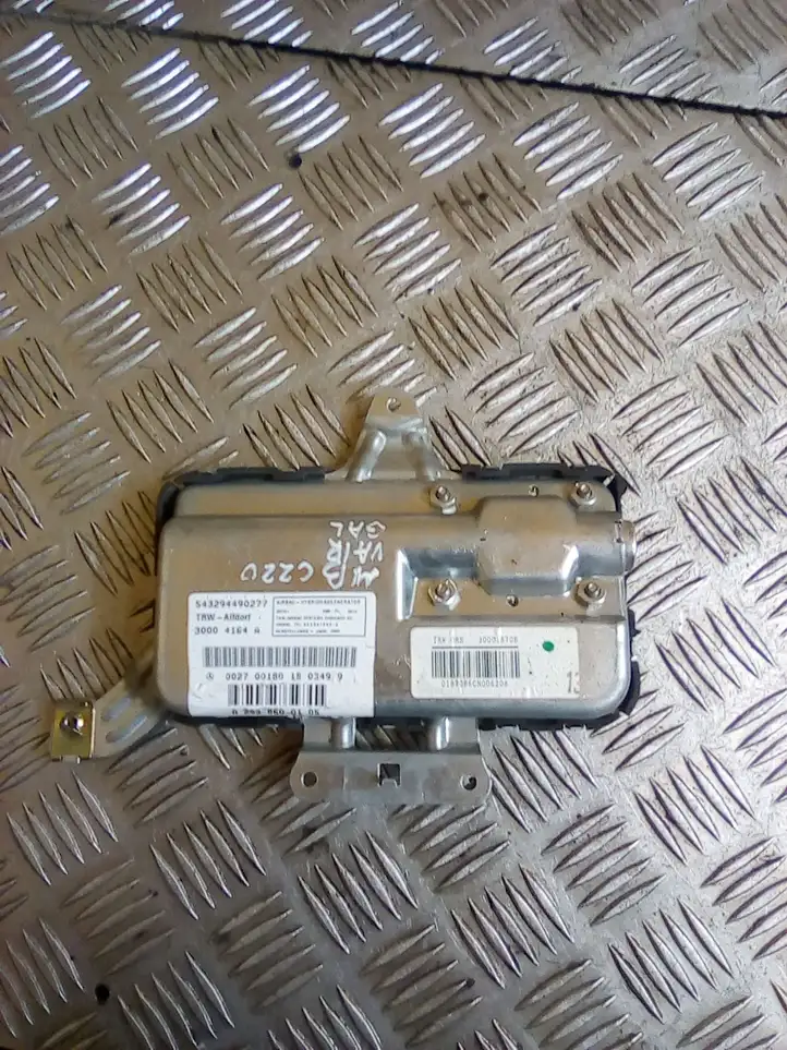 Mercedes-Benz C W203 (2000 - 2007) A2038600105 Подушка безопасности задней двери — фото 1