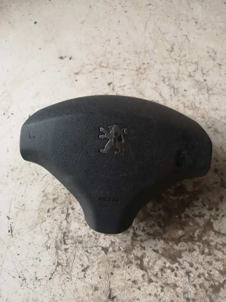 Peugeot 308 (2007 - 2013) 96810154ZD Подушка безопасности руля — фото 1