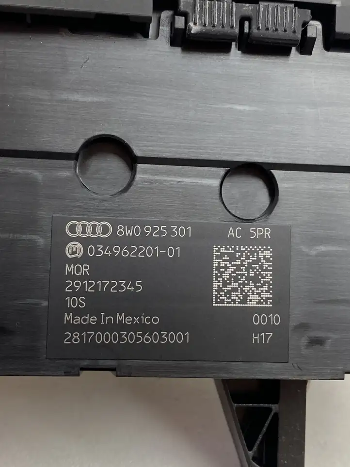 Audi A4 S4 B9 (2015 - 2019) 8W0925301 Другие включатели / ручки/ переключатели — фото 4