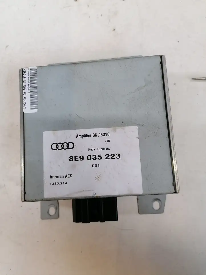 Audi A4 S4 B7 8E 8H (2004 - 2009) 8E9035223 Усилитель звука — фото 1