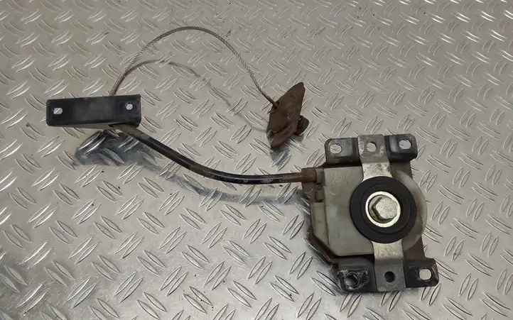 Toyota Corolla Verso AR10 (2004 - 2009) B080319 Кронштейн запасного колеса — фото 1