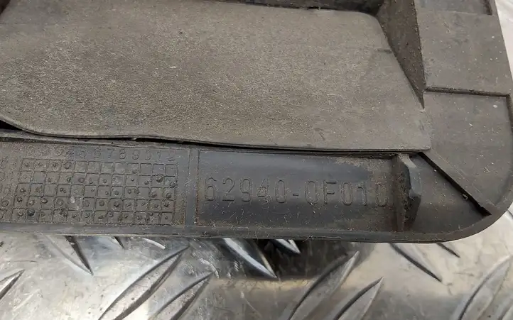 Toyota Corolla Verso AR10 (2004 - 2009) 629400F010 Вентиляционная решетка кузова — фото 4