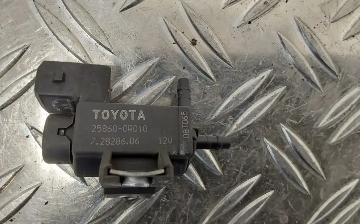 Toyota Corolla Verso AR10 (2004 - 2009) 258600R010 Соленоид турбины — фото 5
