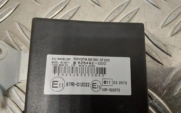 Toyota Corolla Verso AR10 (2004 - 2009) 897800F020 Блок иммобилайзера — фото 4