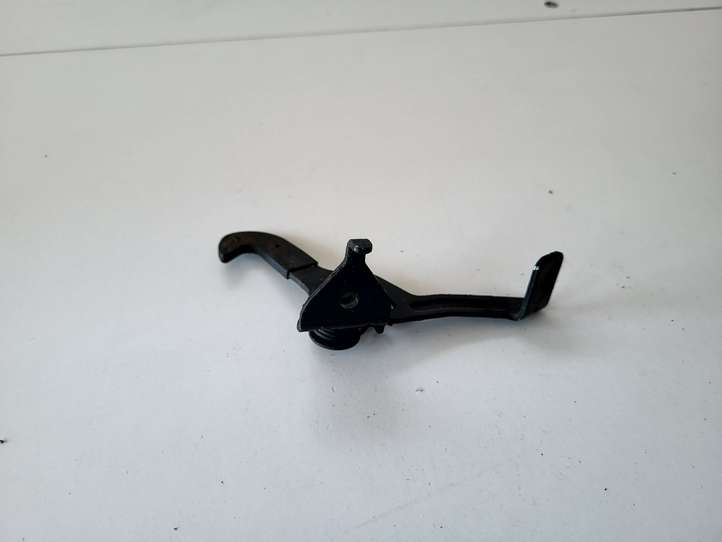 Kia Sorento (2009 - 2014)   Ручка капота