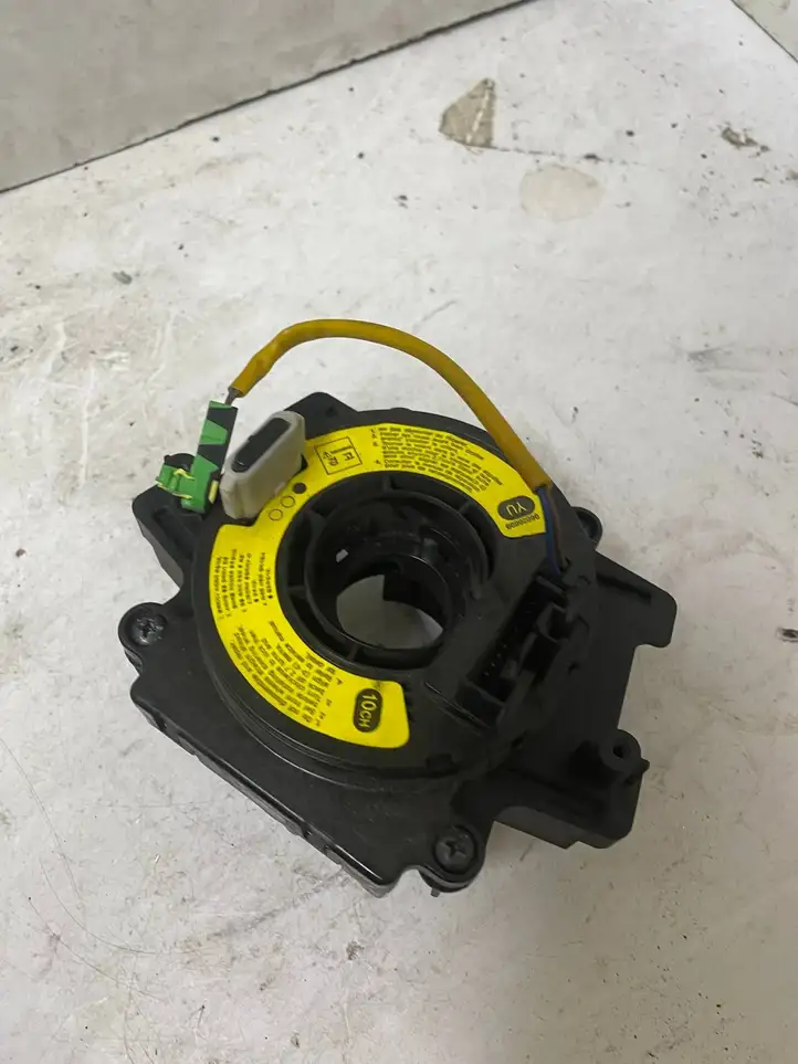 Chevrolet Captiva (2006 - 2011) 96628699 Контактное кольцо SRS — фото 1