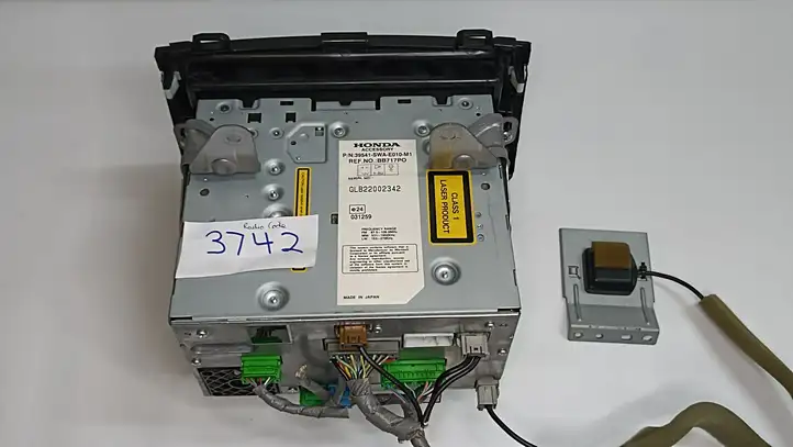 Honda CR-V (2006 - 2009) 39541SWAE010M1 Магнитола / мультимедийная система — фото 10