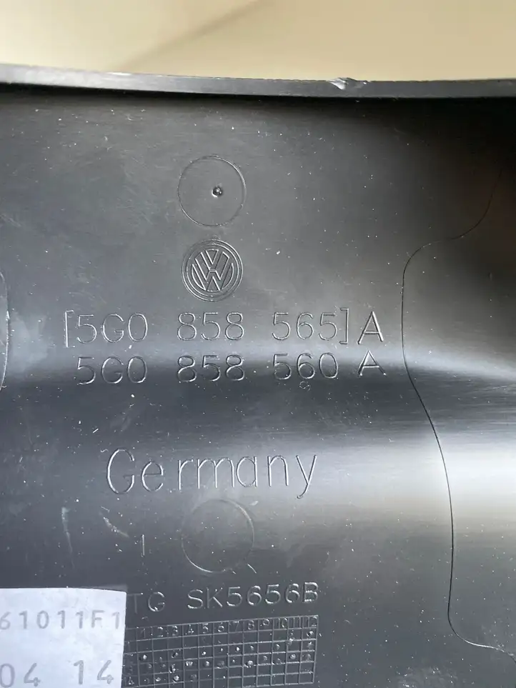 Volkswagen Golf VII (2013 - 2019) 5G0858566C Обшивка рулевой колонки — фото 2