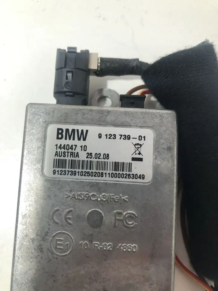 BMW 1 E81 E87 (2004 - 2011) 9123739 USB модуль — фото 2