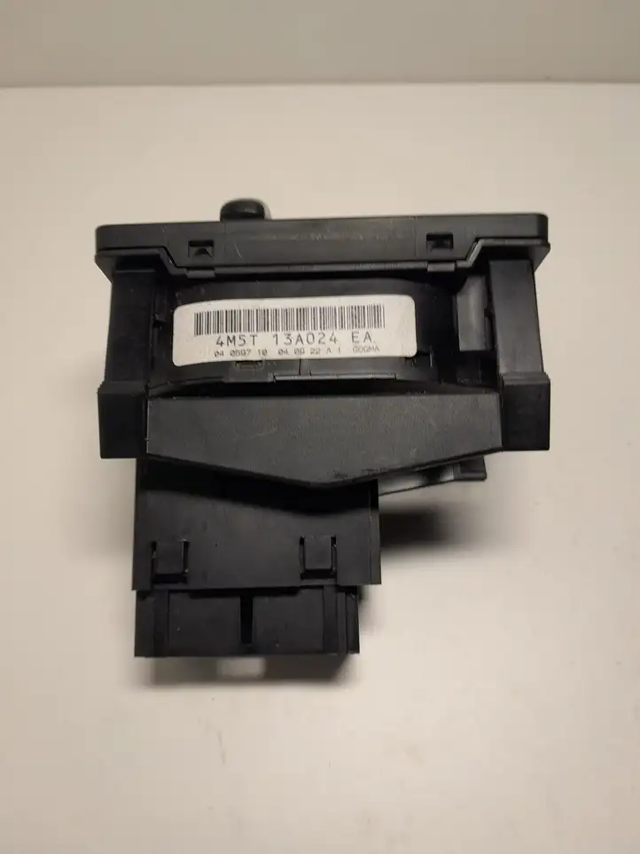 Ford Focus C-MAX (2003 - 2010) 4M5T13A024EA Включатель фонарей — фото 2