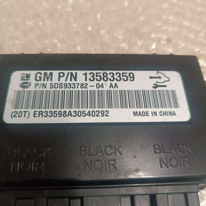Opel Meriva (2010 - 2014)  13853359 Другие приборы