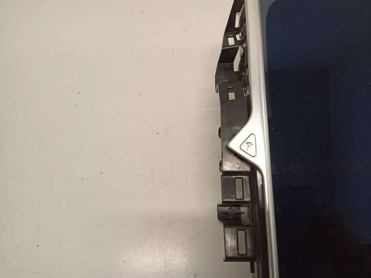 Tesla Model S (2012 - 2016)  100477716G Экран/ дисплей / маленький экран