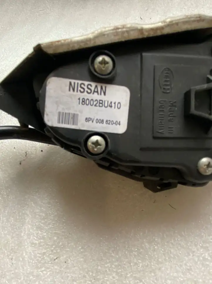 Nissan Almera (2000 - 2006) 18002BU410 Педаль акселератора — фото 2