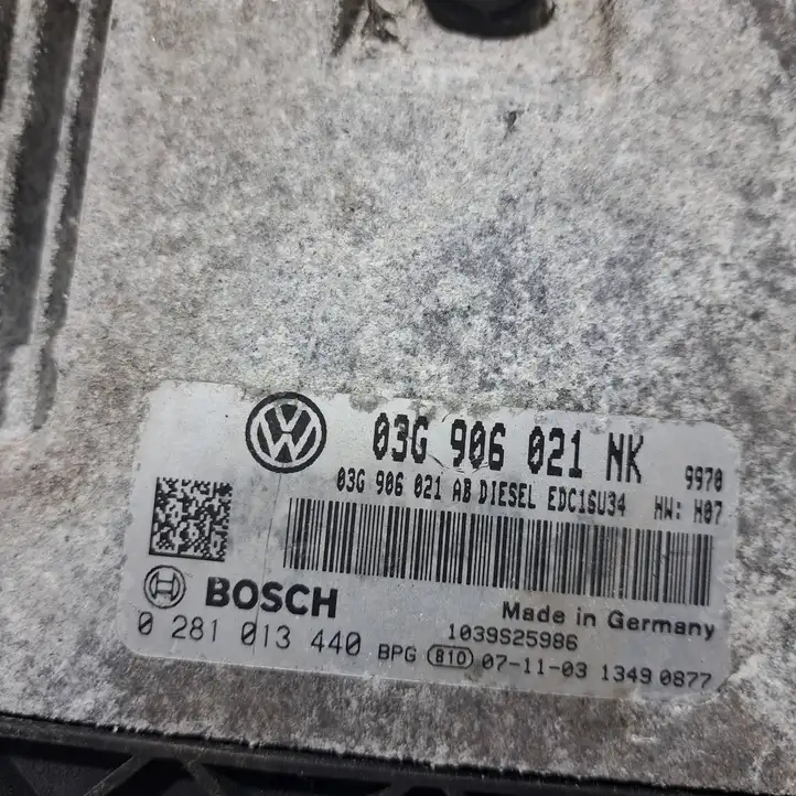 Volkswagen PASSAT B6 (2005 - 2010) 03G906021NK Блок управления двигателем (ЭБУ) — фото 2