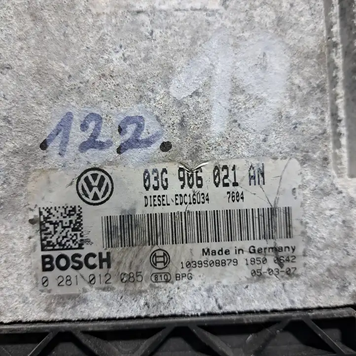 Volkswagen Jetta V (2005 - 2010) 03G906021AN Блок управления двигателем (ЭБУ) — фото 2