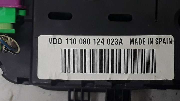 Volkswagen Polo (2001 - 2005)  6Q0920800P Спидометр (приборный щиток)