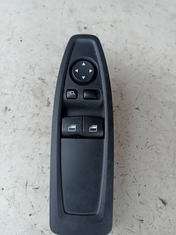 BMW 1 F20 F21 (2011 - 2019) 9362126 Блок кнопок стеклоподъемников — фото 1