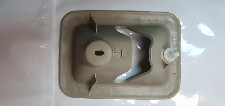 Toyota Land Cruiser (J120) (2002 - 2009) 6151360030 Прочие детали салона — фото 2