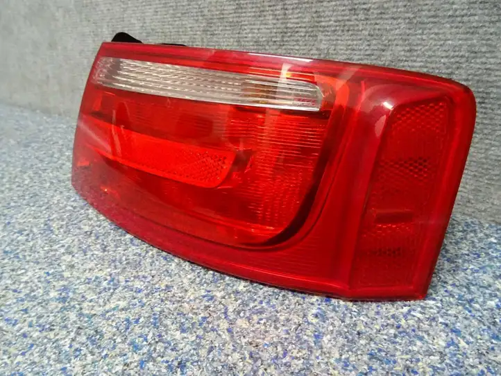 Audi A5 8T 8F (2011 - 2016) 8T0945095 Задний фонарь в кузове — фото 5
