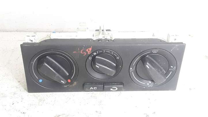 Volkswagen PASSAT B5.5 (2001 - 2005)  1J0820045G Блок управления кондиционера воздуха / климата/ печки (в салоне)