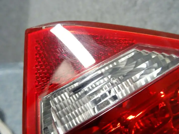 Audi A5 8T 8F (2011 - 2016) 8T0945094B Задний фонарь в крышке багажника — фото 11