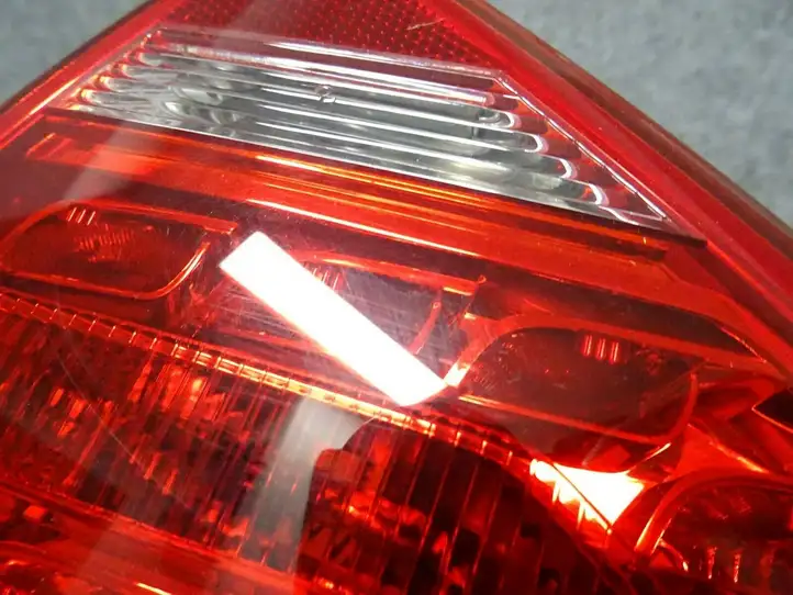 Audi A5 8T 8F (2011 - 2016) 8T0945094A Задний фонарь в крышке багажника — фото 9