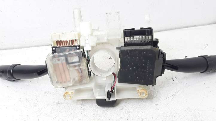 Subaru Impreza II (2003 - 2005)  83111FE270 Комплект ручек