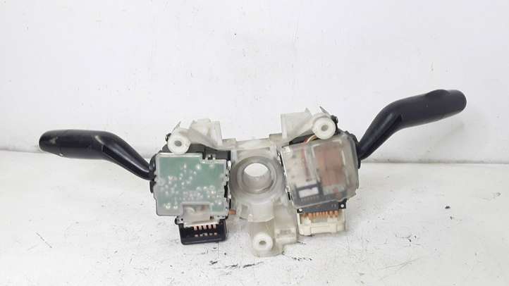 Mazda 323 (2001 - 2003)  17B366 Комплект ручек