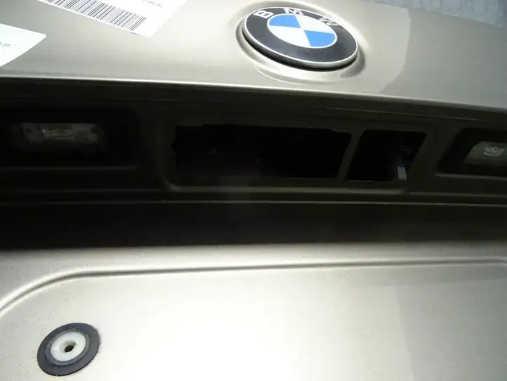 BMW 5 G30 G31 (2016 - ) Крышка багажника — фото 7