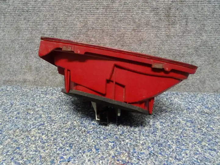 Volkswagen PASSAT B7 (2011 - 2014) 3AE945093K Задний фонарь в крышке багажника — фото 9