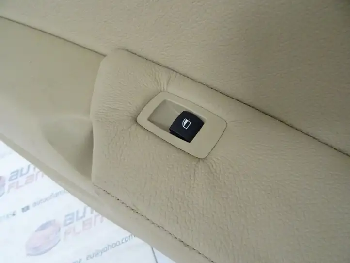 BMW X5 E70 (2006 - 2013) Обшивка задней двери — фото 2