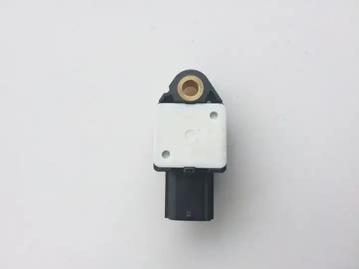 Toyota Yaris (2005 - 2009) 898310D010 Датчик удара SRS — фото 2