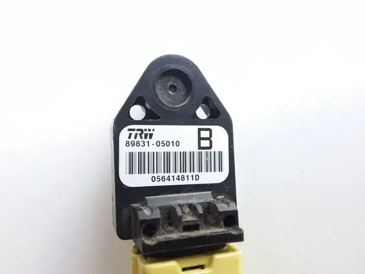 Toyota Corolla Verso AR10 (2004 - 2009) 8983105010 Датчик удара SRS — фото 3