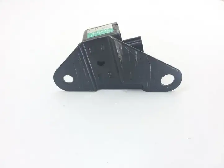 Toyota Yaris (2003 - 2005) 8986552010 Датчик удара SRS — фото 2