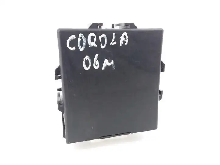 Toyota Corolla E120 E130 (2004 - 2007) 8978012160 Блок иммобилайзера — фото 3