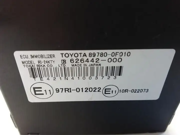 Toyota Corolla Verso AR10 (2004 - 2009) 897800F010 Блок иммобилайзера — фото 4