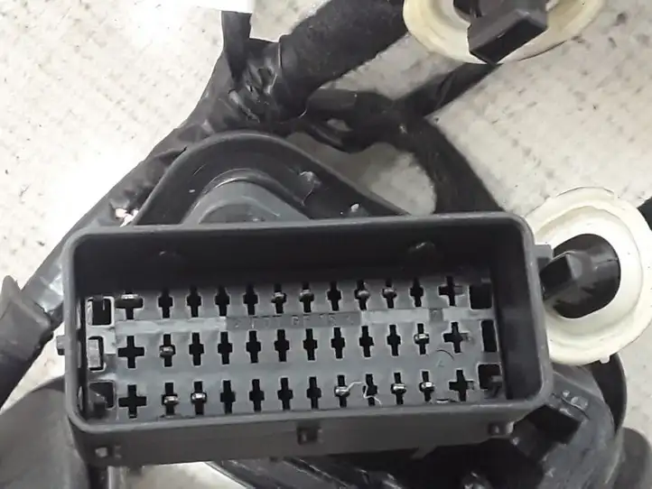 Dacia Jogger (2022 - ) 241254332R Прочая электропроводка — фото 4