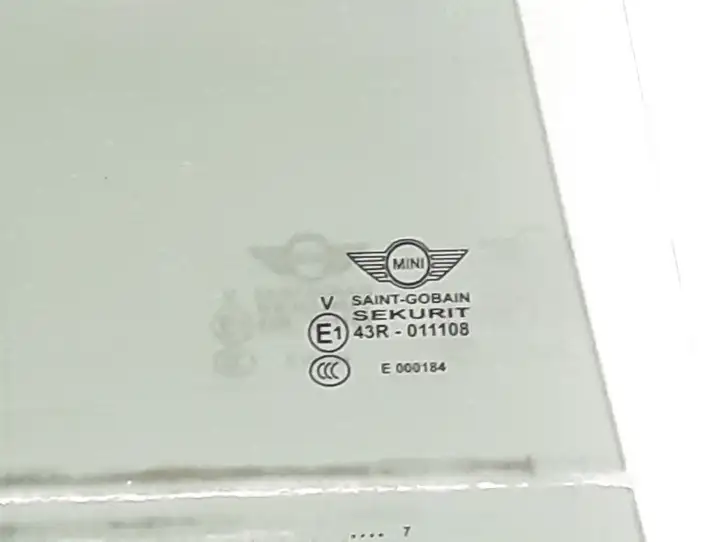 Mini Clubman F54 (2015 - 2019) 43R011108 Стекло задней двери — фото 2