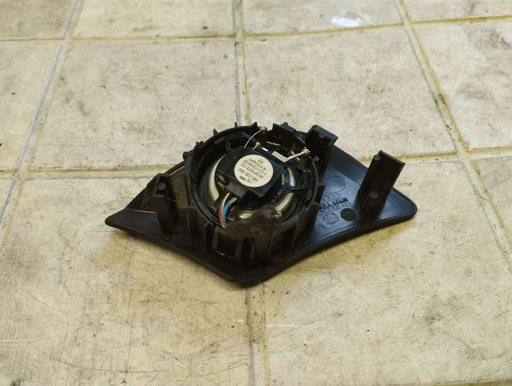 Audi A4 (2000 - 2006)  8E0035423 Громкоговоритель (громкоговорители) высокой частоты в передних дверях