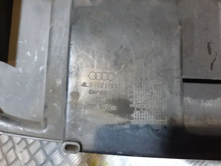 Audi Q7 4L (2009 - 2015) 4L0121285 Верхняя панель радиатора — фото 2
