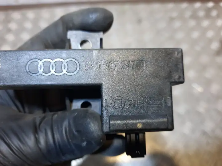 Audi A8 S8 D4 4H (2010 - 2014) 8K0907247 Блок бесключевого доступа — фото 2