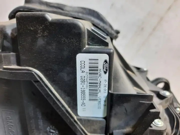 Ford Fiesta (2013 - 2017) D2B119B555AD Комплект системы вентиляции салона — фото 3