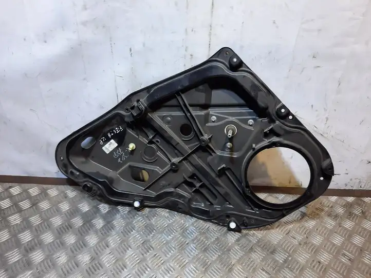 Ford Fiesta (2013 - 2017) AE835424995AR Механический стеклоподъемник задней двери — фото 3