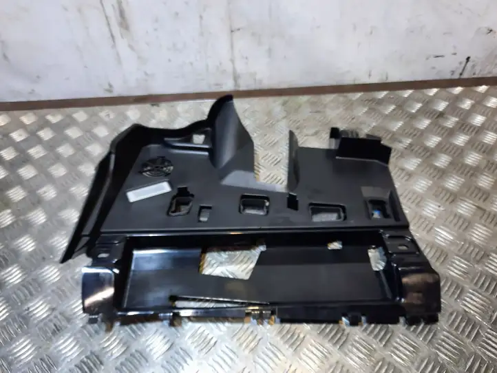 BMW 6 F12 F13 (2010 - 2018) 9166702 Нижняя отделка панели приборов — фото 1