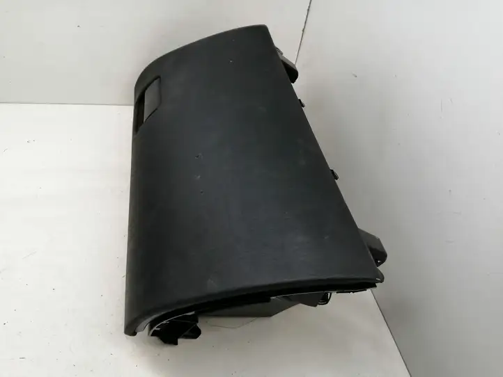 Toyota Prius+ (ZVW40) (2011 - 2018) 5544047020 Бардачок в сборе — фото 4