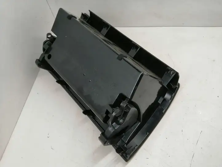 Toyota Prius+ (ZVW40) (2011 - 2018) 5544047020 Бардачок в сборе — фото 5
