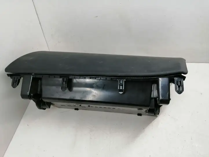 Toyota Prius+ (ZVW40) (2011 - 2018) 5544047020 Бардачок в сборе — фото 6