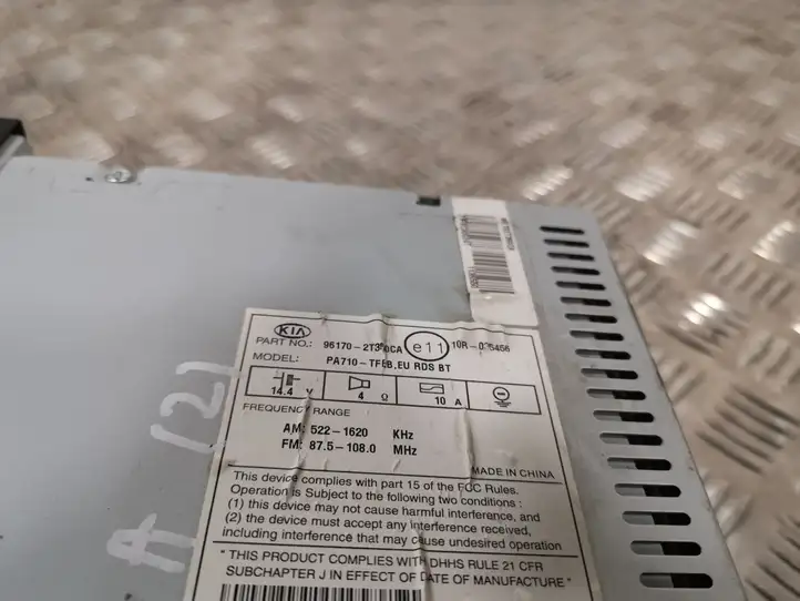 Kia Optima (2010 - 2013) 961702T350CA Магнитола / мультимедийная система — фото 3